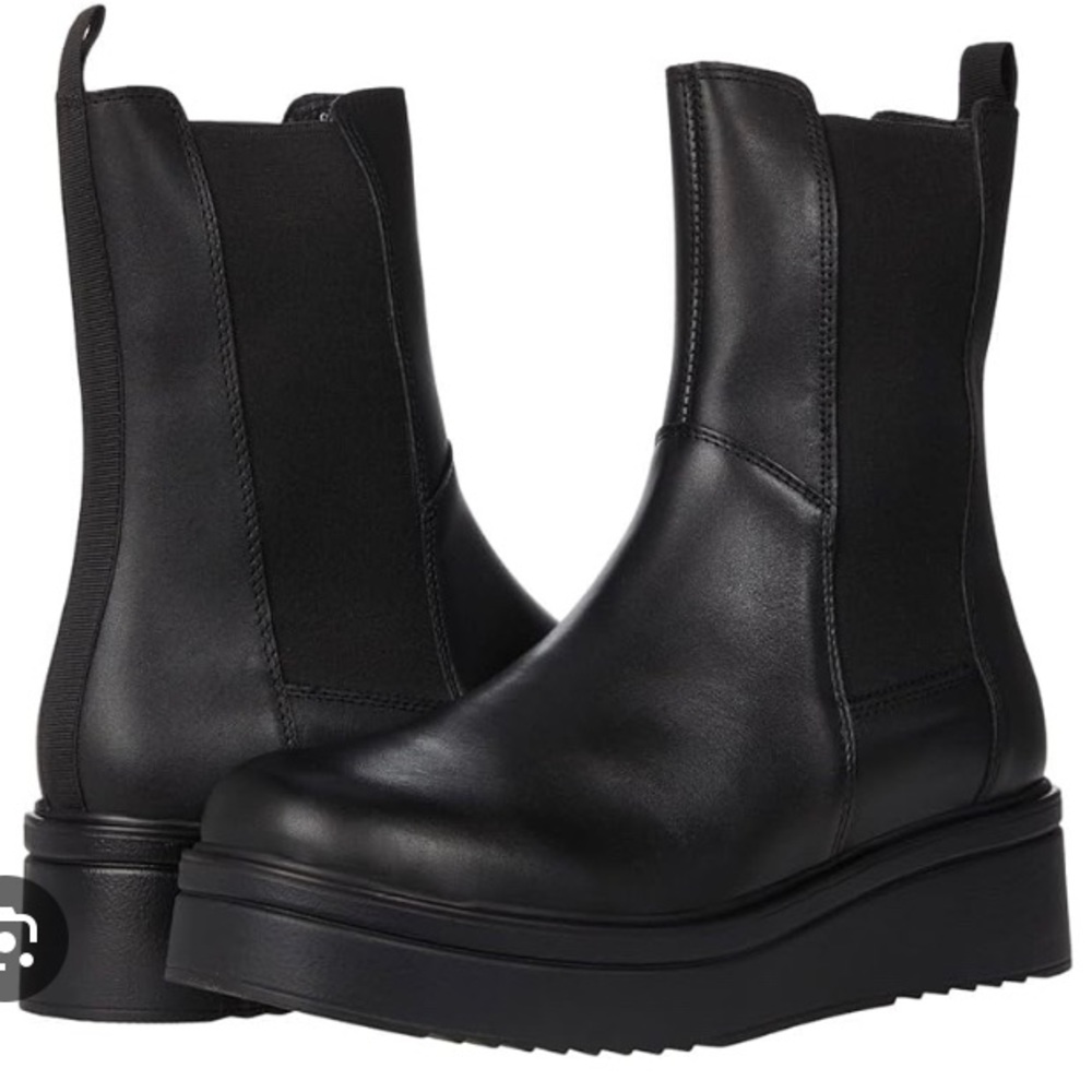 Steve Madden Clarisa Chelsea Platform Boots